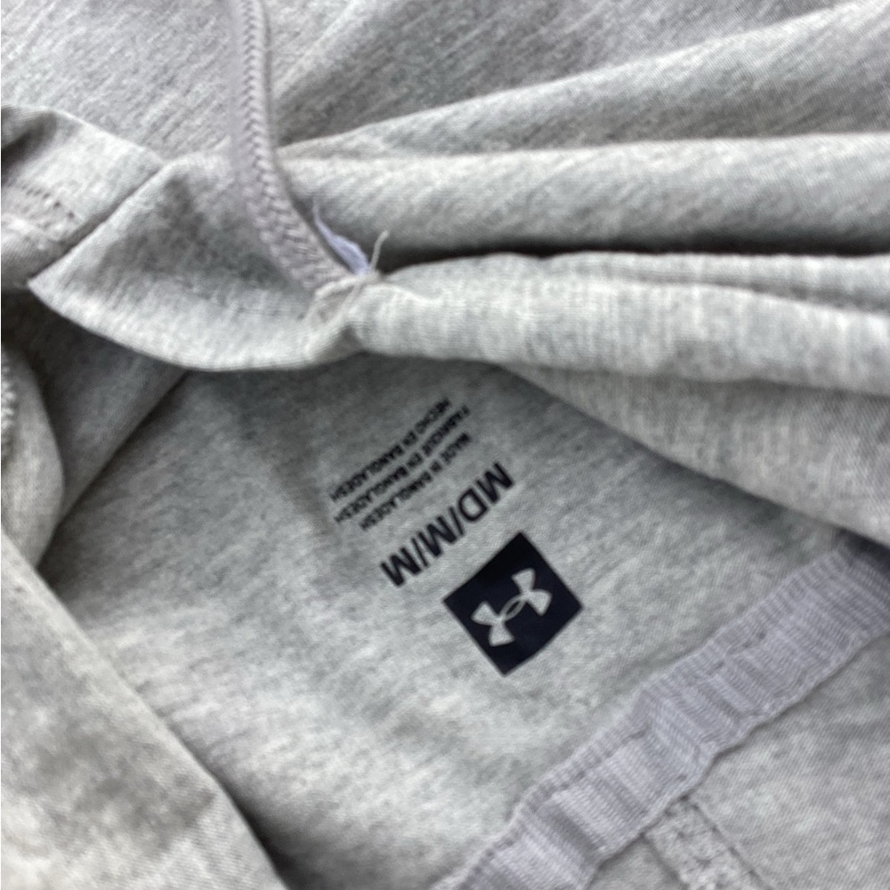 Men’s Pullover Medium Under Armour Sweatshirt Gray - image 4